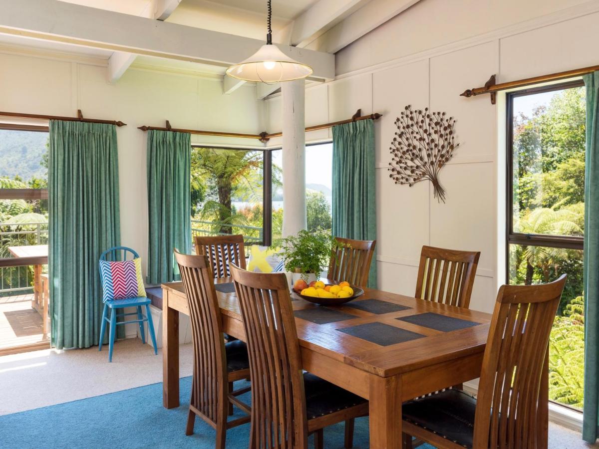 Serene Sounds - Anakiwa Holiday Home Bagian luar foto