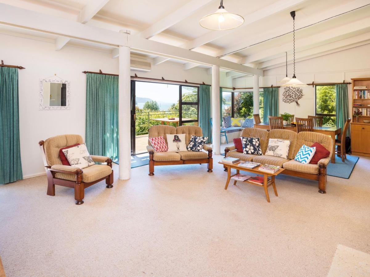 Serene Sounds - Anakiwa Holiday Home Bagian luar foto